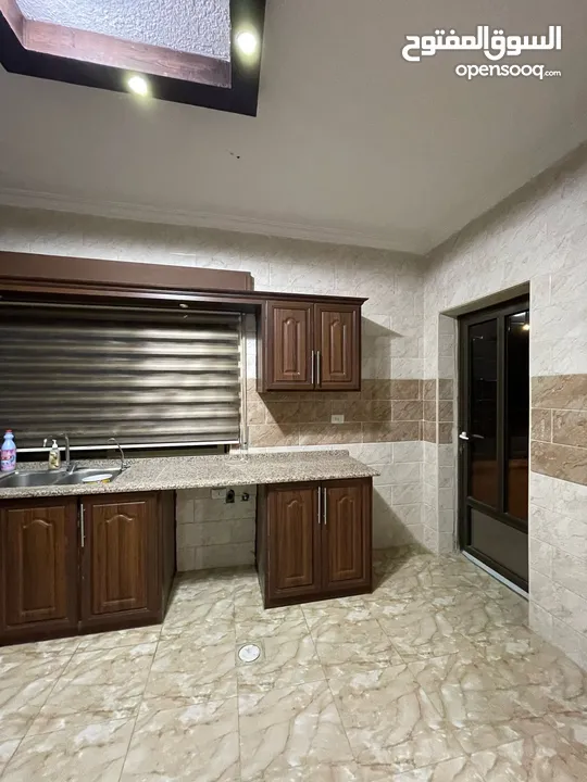 شقة مميزه للبيع في طبربور شارع الحج  قريب من بيت معان بسعر مغري 52000