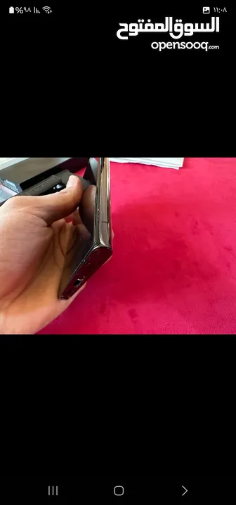 سامسنج اس الترا 22 شرق أوسط 256 جيجا رام 12 لسا الجلاتين الفريم عليه ولا بفرق عن الشركه 5G