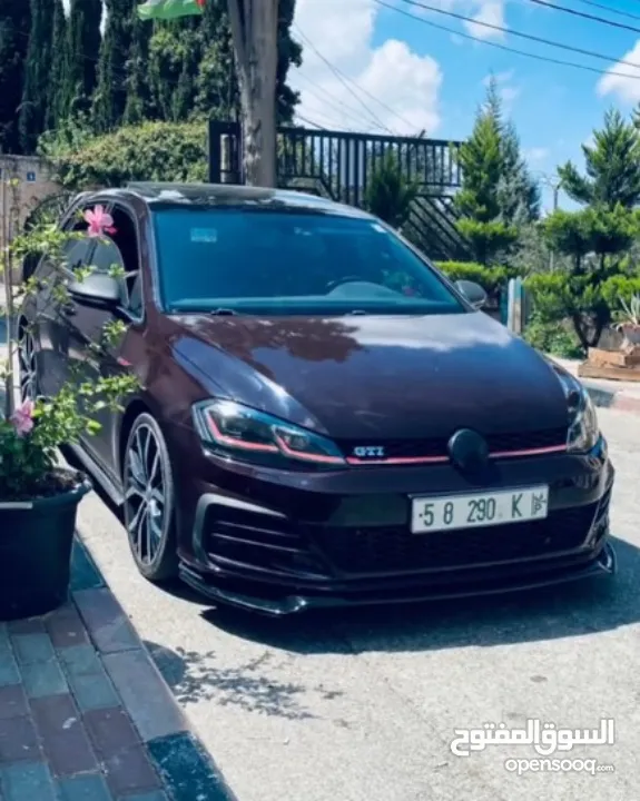 جولف GTI لون مميز 2017