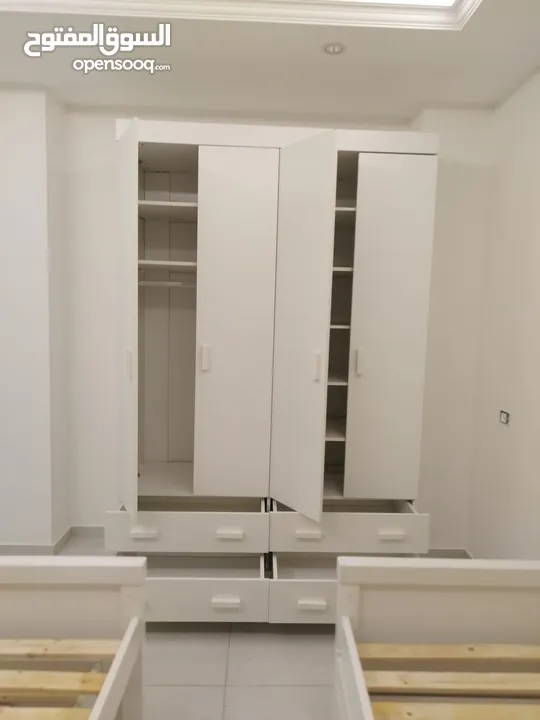 خزائن خشب 3 ابواب  خزائن خشب 4ابواب  خزائن خشب 2باب  بأسعار مناسبه