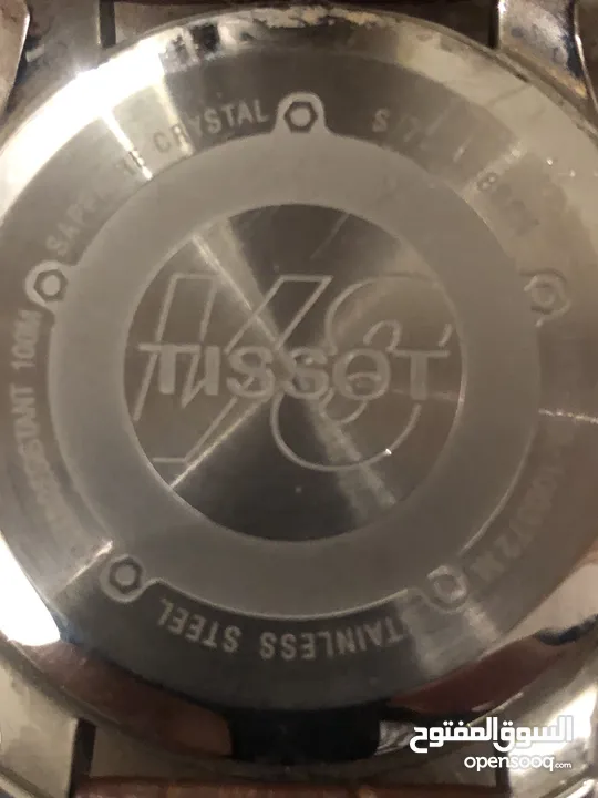 ساعة TISSOT V8