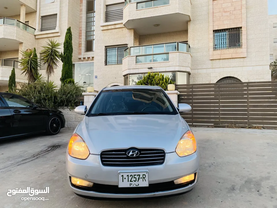هونداي فيرنا فل اوتماتك ماتور 1600 السيارة ماشاءالله بحالة ممتازة جدا ترخيص وتأمين جديد. الله يبارك