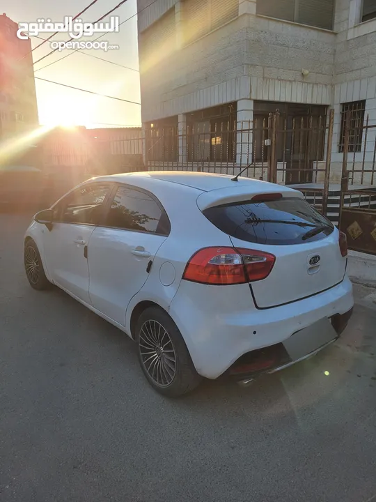 كيا ريو 2012 للبيع