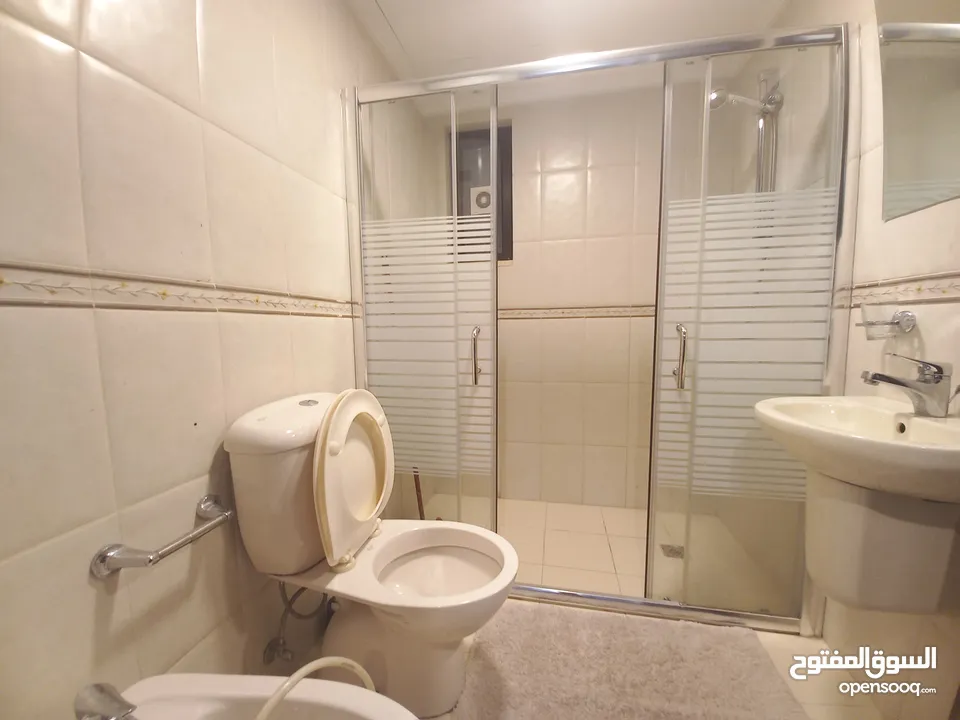 شقة مفروشة للإيجار في دير غبار  ( Property 33304 )-175072322