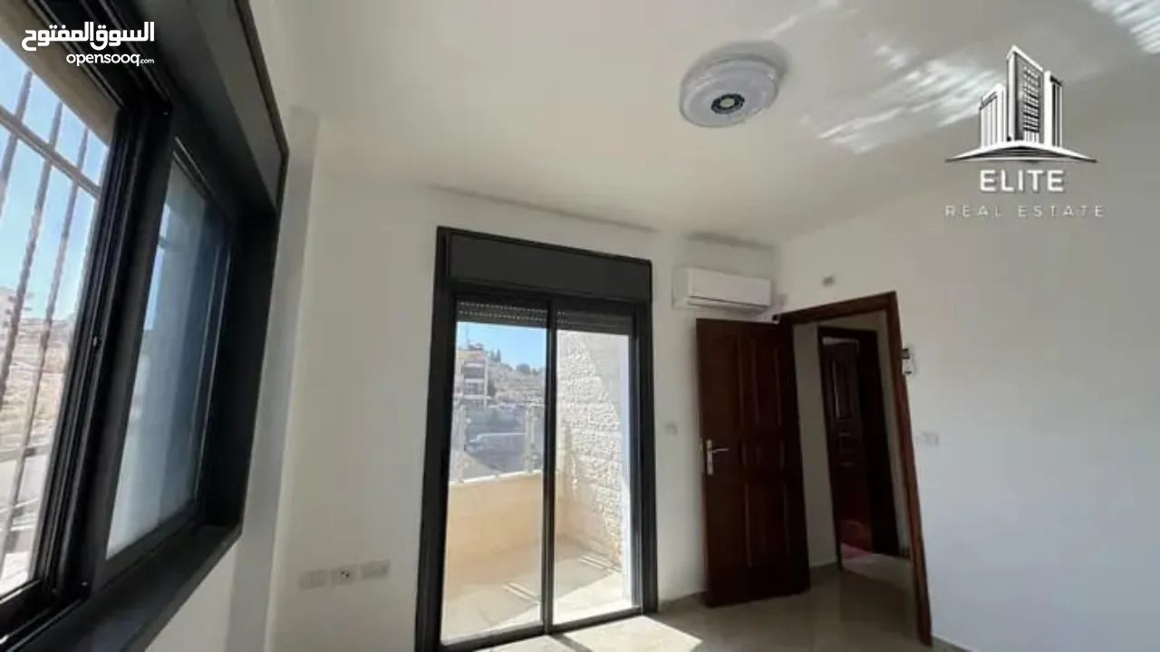 للايجار شقه دبلكس  في الريحان ديلوكس