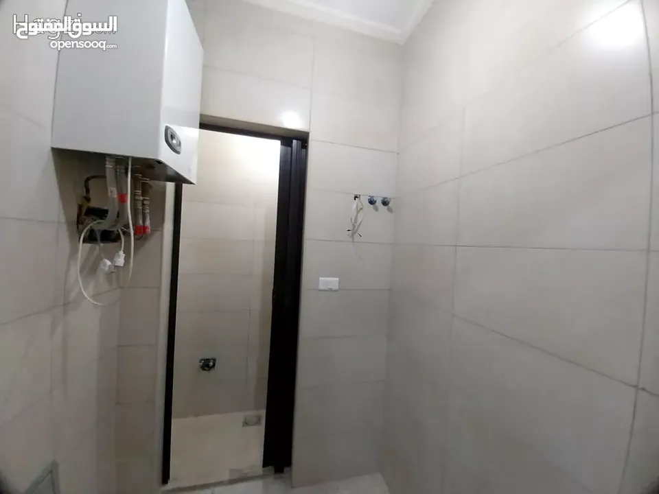 شقة طابق ارضي بمساحة 240 متر للبيع في خلدا ( Property ID : 30392 )