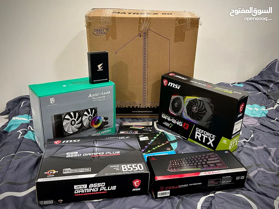 للبيع سيت أب بيسي كامل  Setup Gaming PC