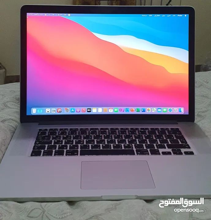 MacBook Pro 16GB RAM 256GB