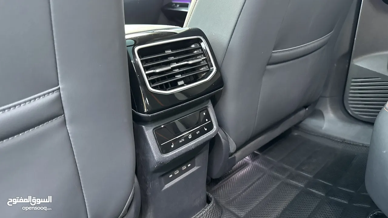 Volkswagen ID 6 2022