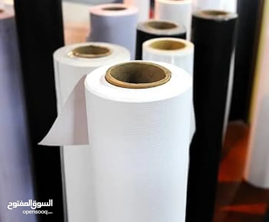 رولات بانر و فلكس مضاء تستخدم خلف الزخارف المضاءة من الخلف لدينا أحبار للطباعة و طابعات للقارمات