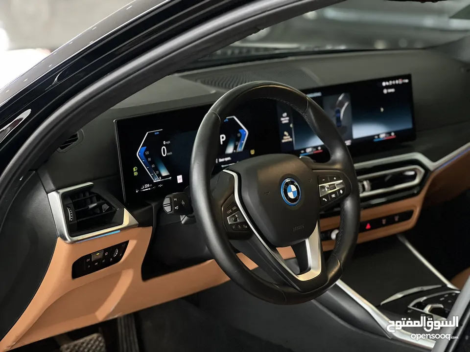 BMW 330 e hybrid plug-in hayberd 2023