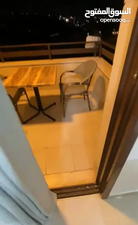 استوديو للبيع