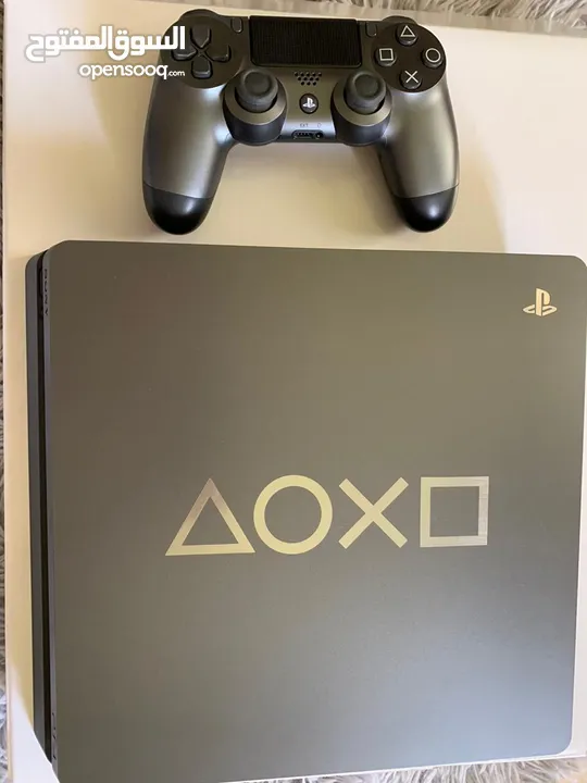 Rare edition ps4 1tb model with controller and four games