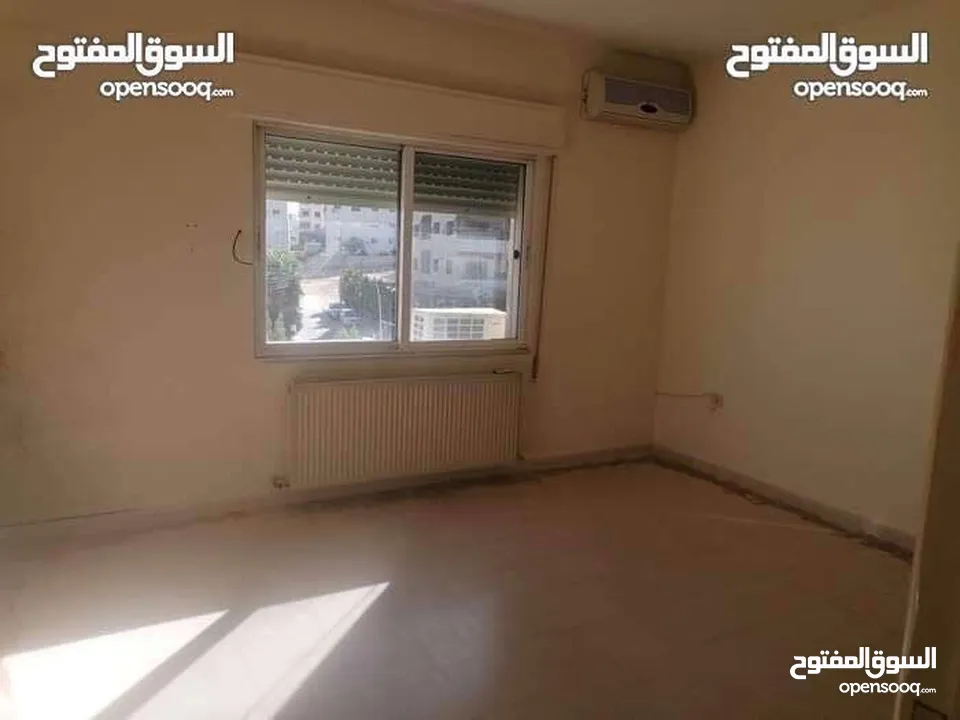 شقة للايجار حي الصحابة مقابل قرية النخيل طابق ثالث مساحة 163م