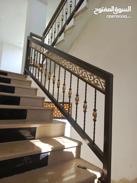 محدده الرحمن لتفصيل الحديد ابواب حمايات بوابات دربزين