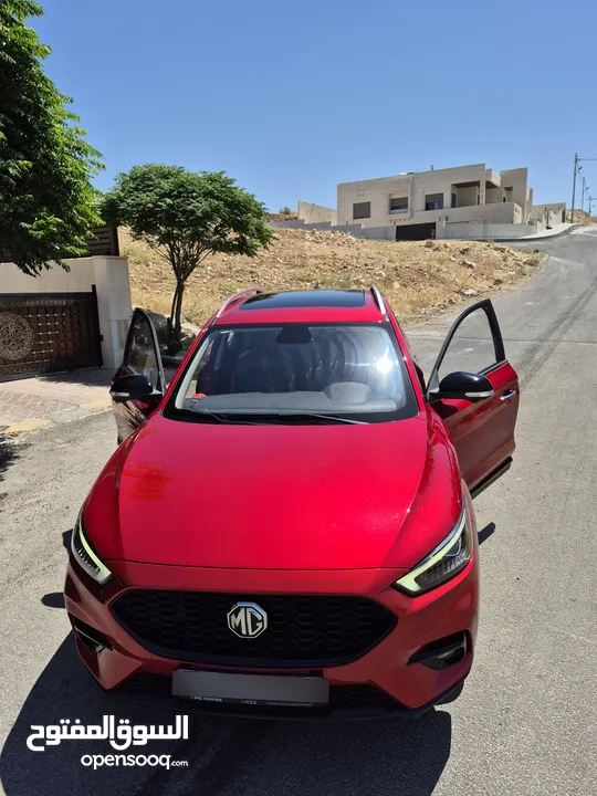 سيارة MG zs trophy مميزة جدآ بحالة الوكالة للبيع  استعمال سيدة  تيربو بنزين  صيانة دائمة بوكالة MG