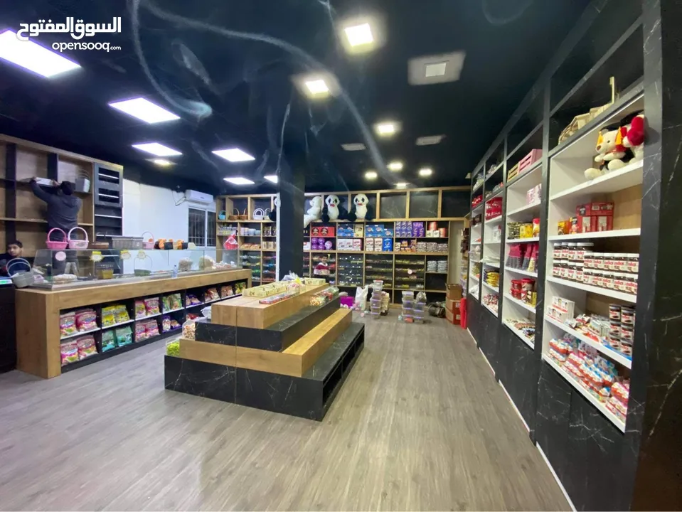 محلات تجاريه لليجار  وبيع الديكور والعده