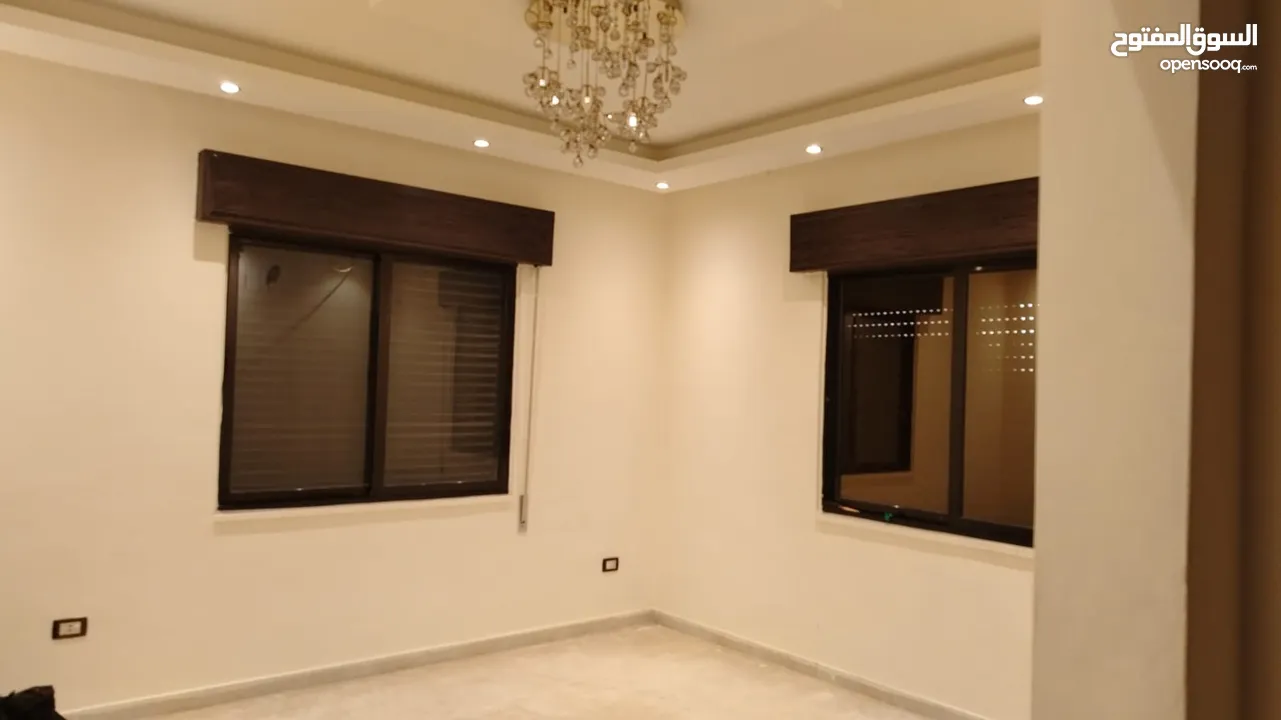 شقه مميزه للإيجار السنوي باحسن المواقع في عمان بسعر مميز