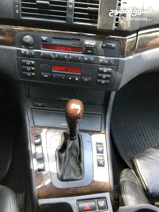 بي ام دبليو BMW موديل 2000  e46