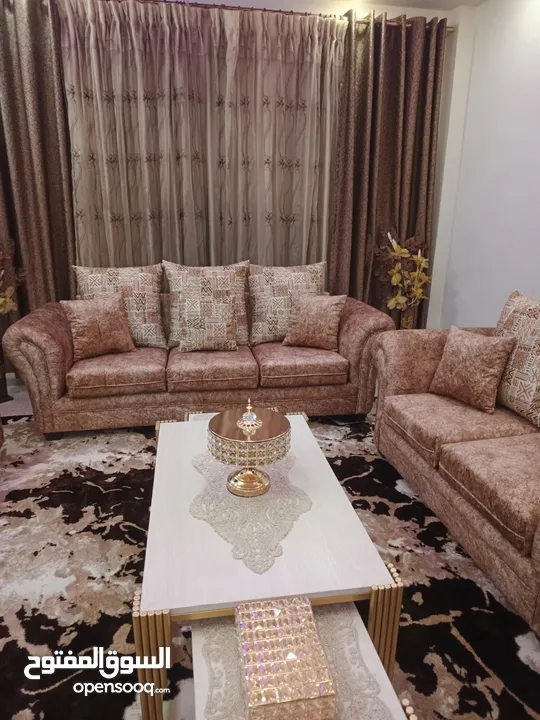 كنبايات و ديوانيات تن-جيد و تفصيل و جلسات و أطقم كنب تواصي