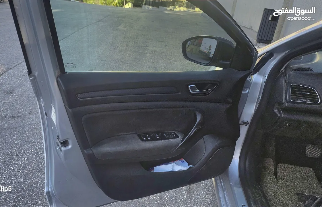 رينو ميجان مميزه بسعر حرق