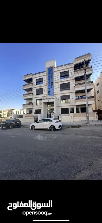 شقة جديدة غير مسكونة للبيع في طبربور مع مكيفات جداد و مطبخ راكب