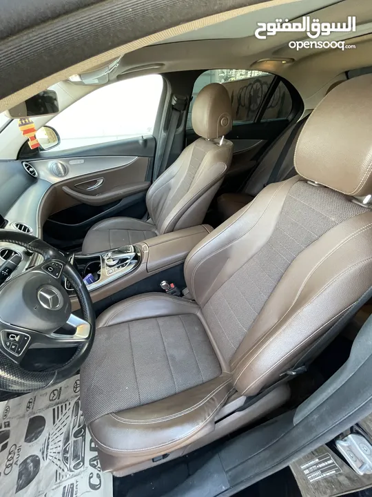Mercedes-Benz/ E220 مرسيدس
