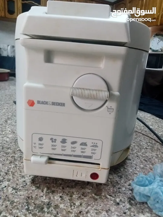 قلاية بالزيت ماركة Black $ Decker