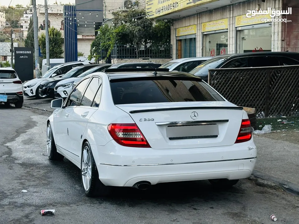 مرسيدس c200 فل اضافات كرتونه بسعر حرق
