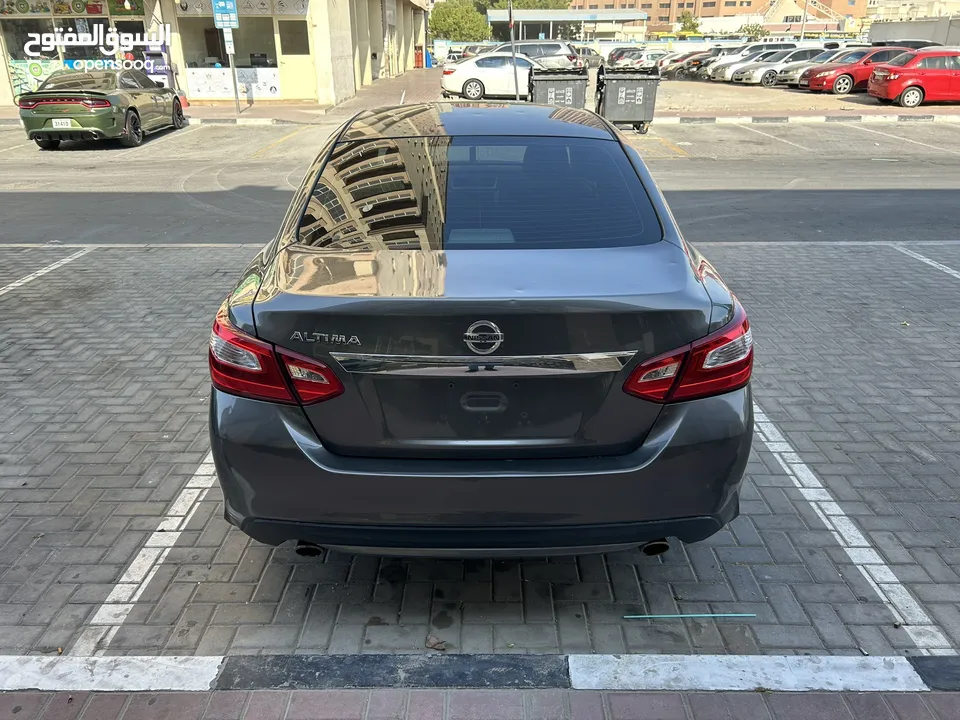 Nissan Altima 2017