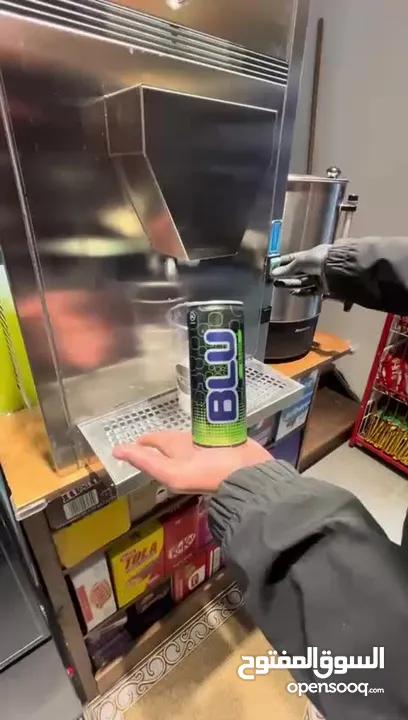 ثلاجة خاصة لصنع الثلج للكاسات والأكياس