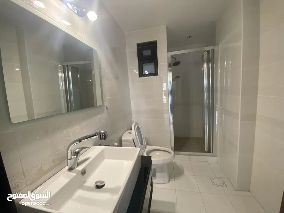 شقة غير مفروشة للإيجار 230م2 ( Property 16030 ) سنوي فقط