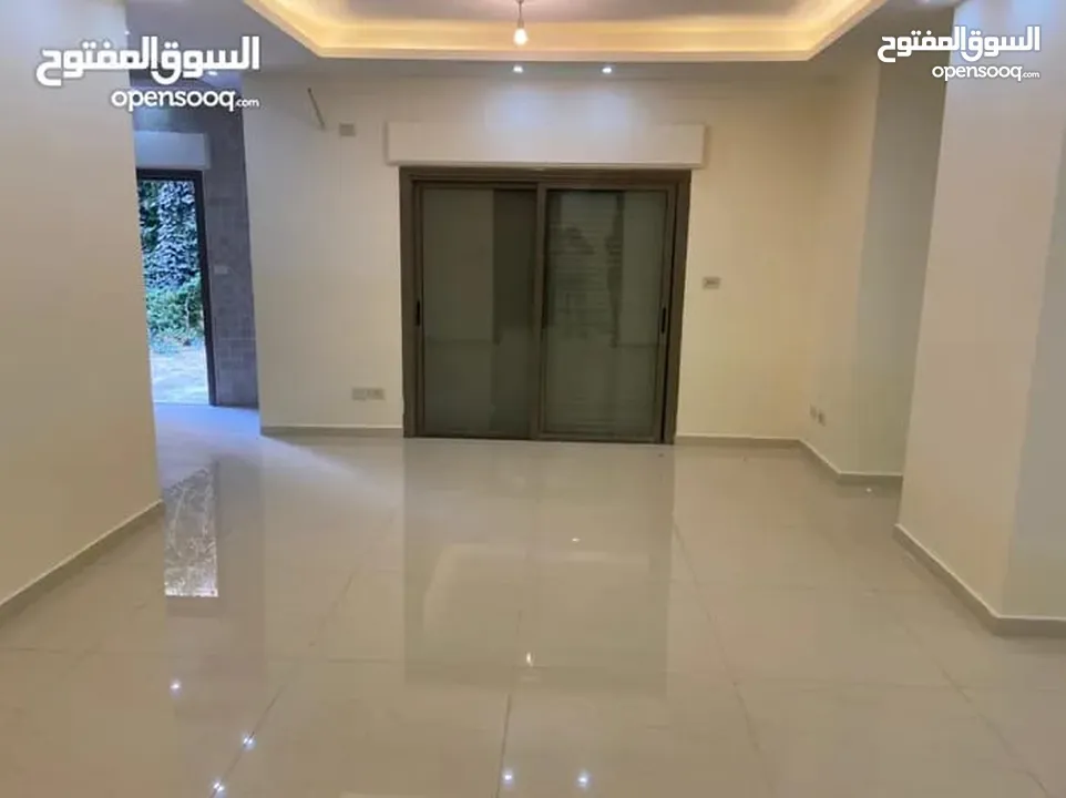 شقة فاخرة جديدة لم تسكن بعد