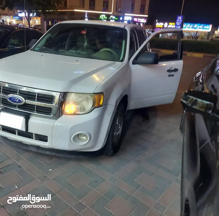 DHS 4800/= مطلوب 4800 درهم موديل 2011 فل اتوميتك FORD ESCAPE - 2011 - GULF SPECS خليجي