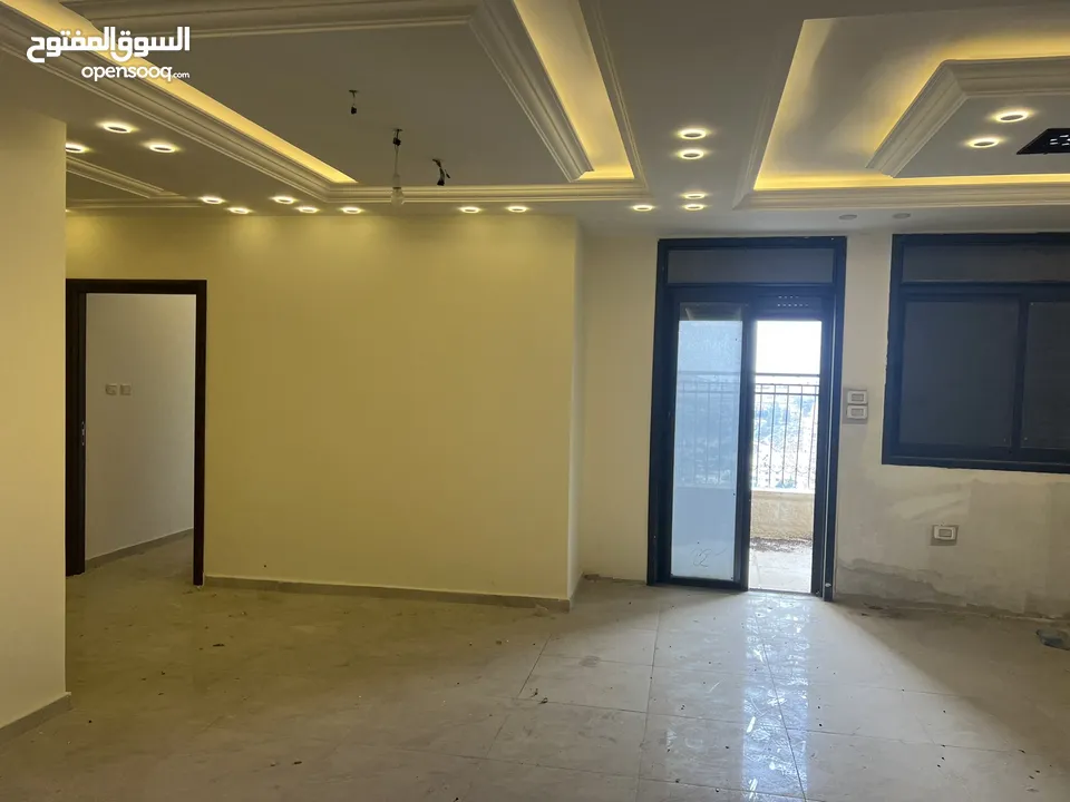 شقه للبيع في سردا