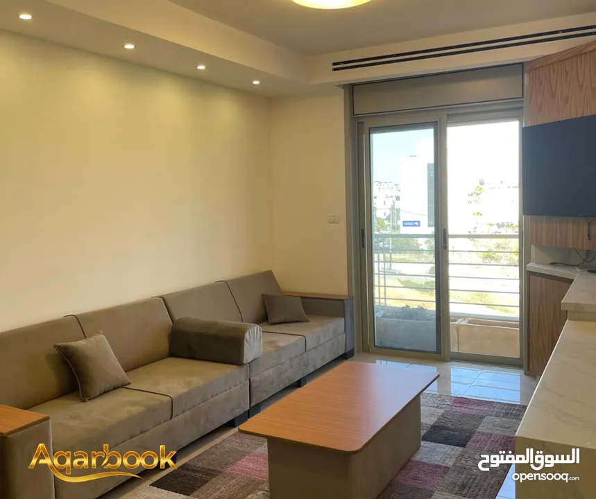 شقة مميزة مفروشة بالقرب من مسشتفى المستقبل في البيرة