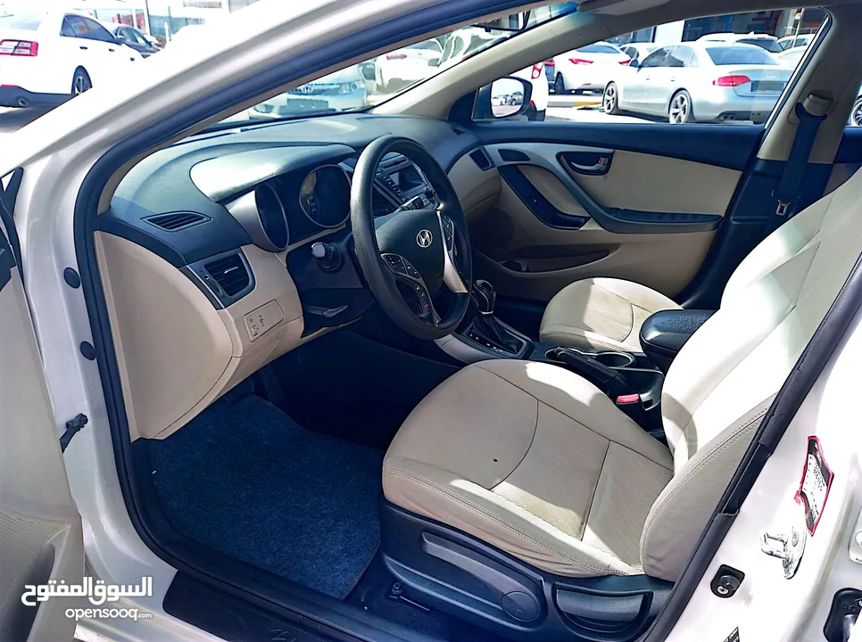 Hyundai ELANTRA 1.6L Model 2016 gcc spec