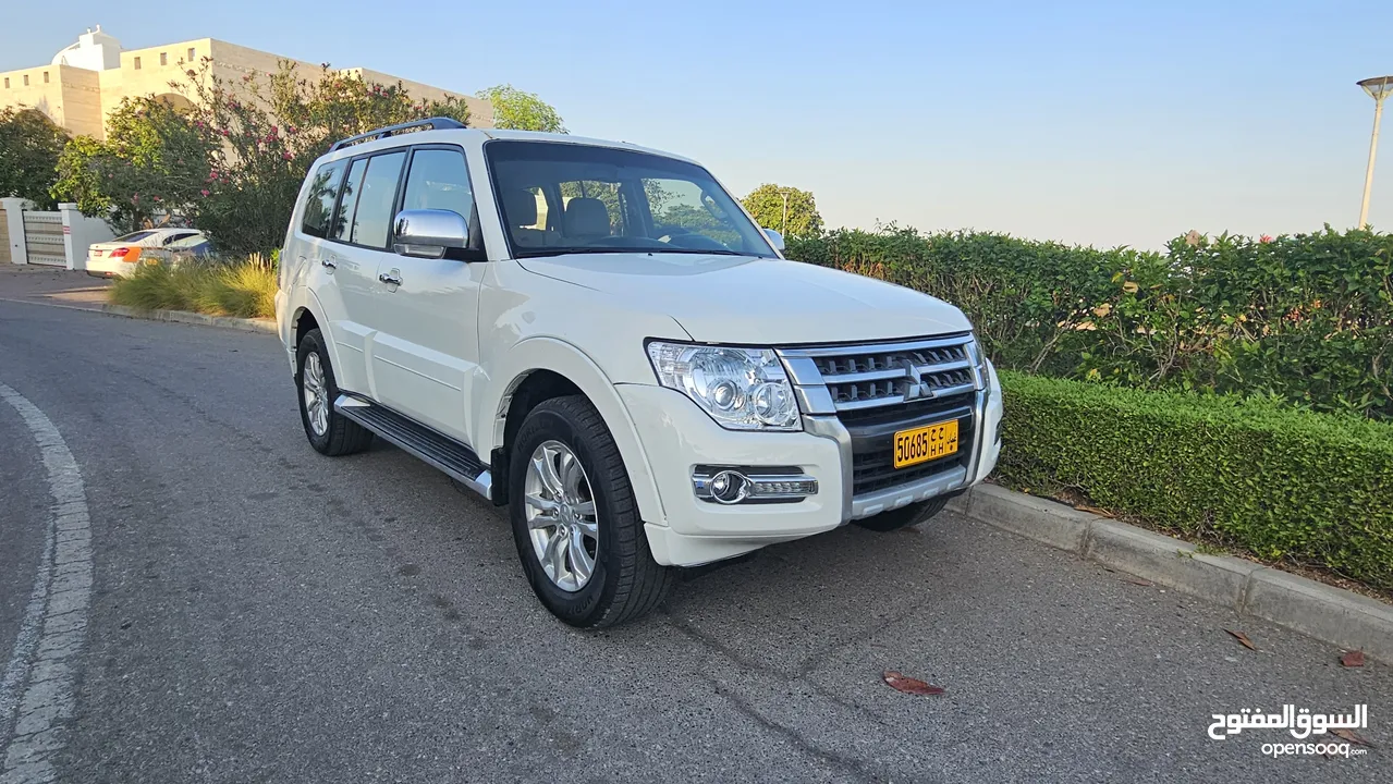 pajero 2017 ENG 3.8 in excellent condition