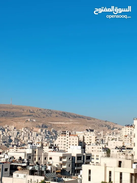 متوفر شقة مشطبة للبيع في اجمل مناطق نابلس / المخفية منطقة هادئة إطلالة رائعة لا يمكن الإغلاق عليها