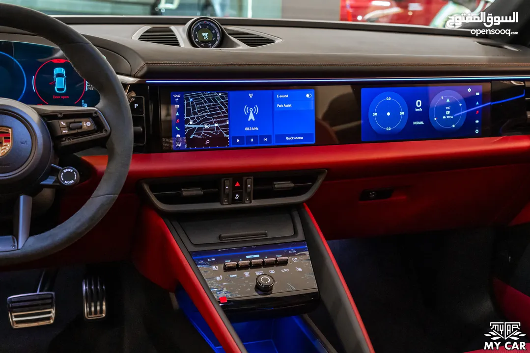 2025 Porsche Macan 4 Electric