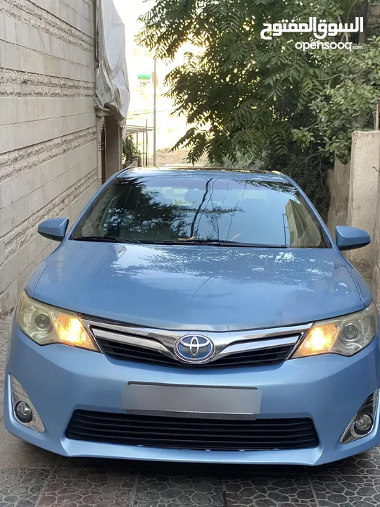 تويوتا كامري أعلى صنف للبيع بسعر مغري موجودة في عمان