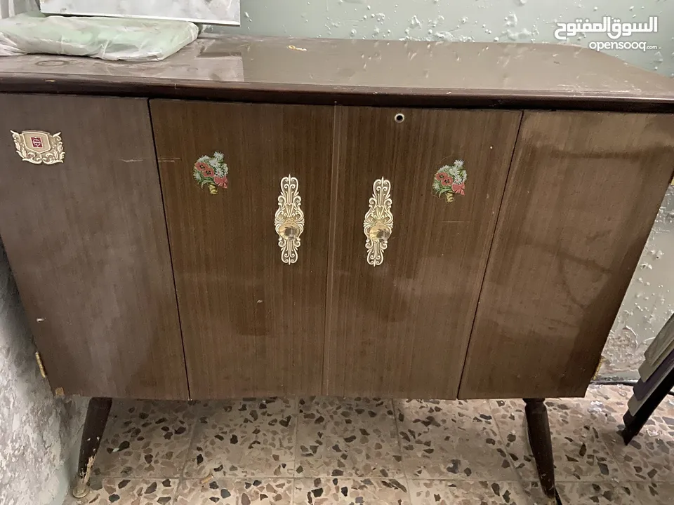 تلفزيون ناشنونال انتيكا خزانه خشبيه قديمه أيام سبعينات