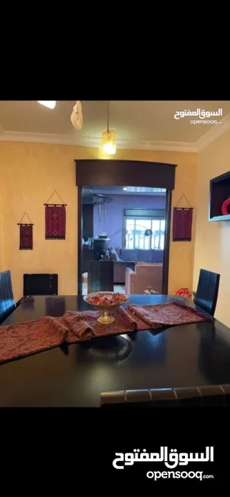 ثلاث غرف نوم مفروشة الارسال السلامية