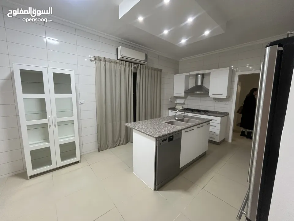 شقة 3 نوم مفروشة للايجار ( Property 40840 )-175064130