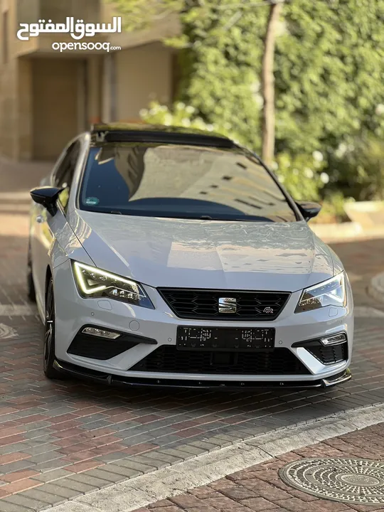 سيات ليون FR 2020 للبيع في حالة الوكالة