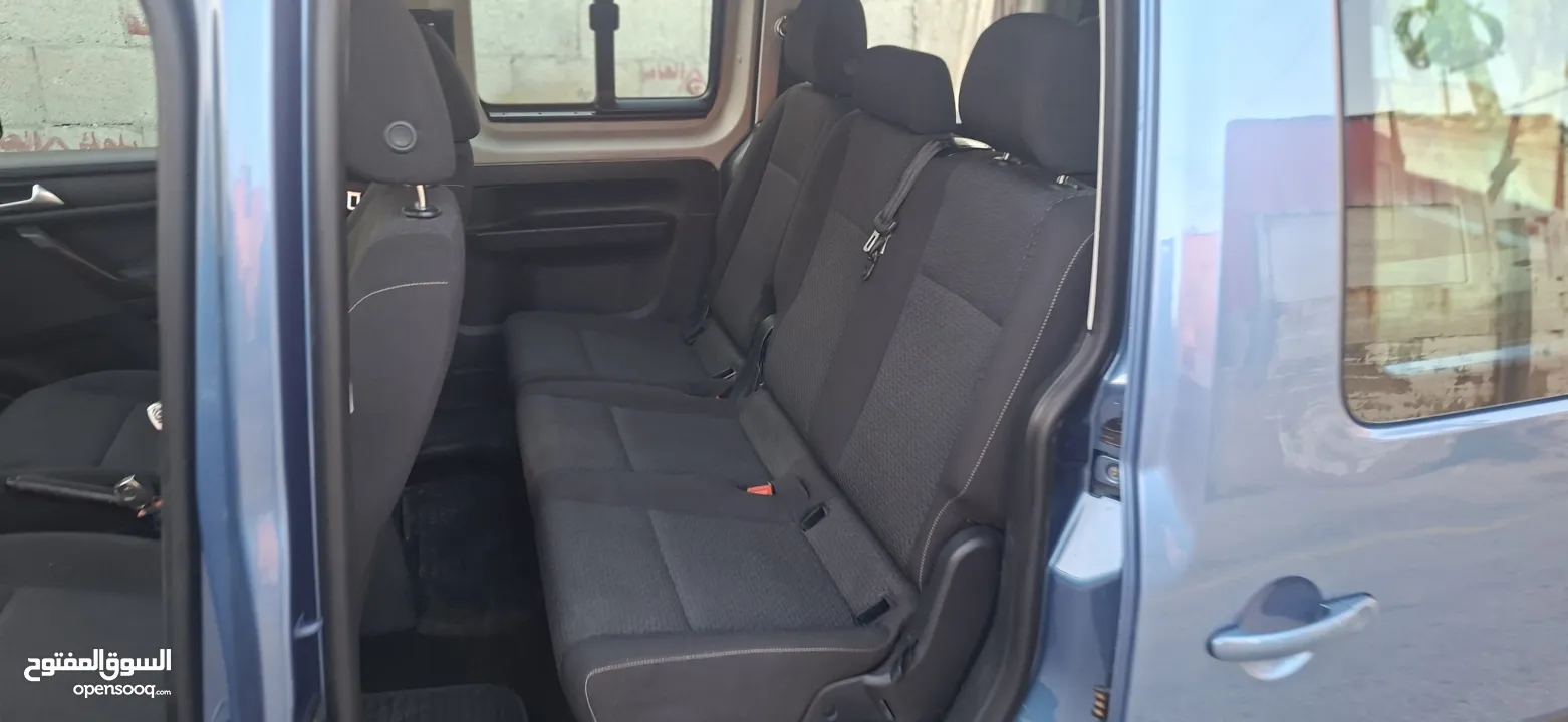 كادي موديل 2018 ماتور 2000ديزل -ركاب 6+1-ماشي 115الف كليو -غيارعادي فحص نظيف صلاة النبي