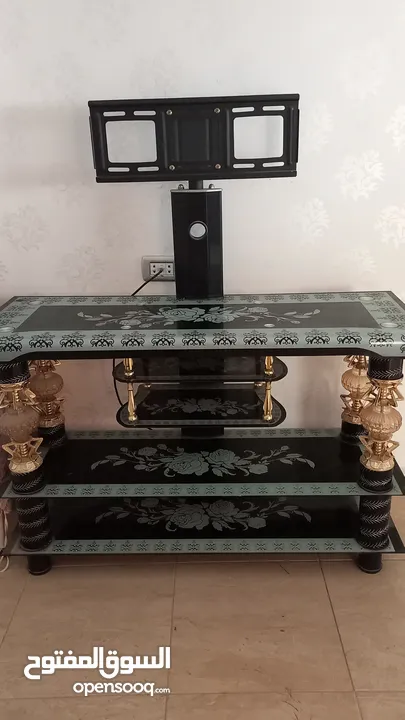 طاولة شاشة