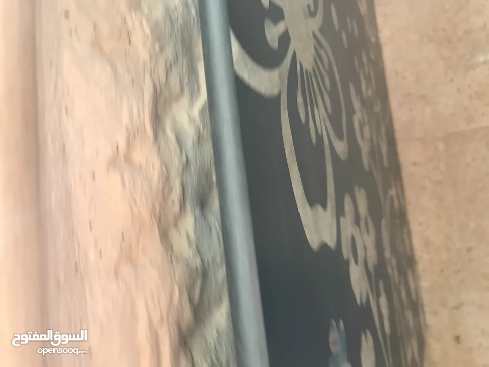 زجاج سوكريت مزخرف حراري 10 ملم ولا خدش بحال الوكالة 100/100