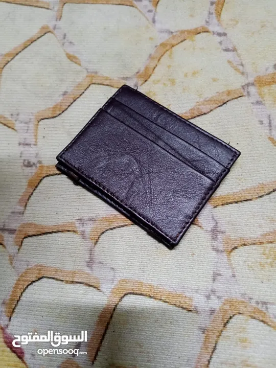 محفظة جلدية فاخرة وانيقة Massimo Dutti ماسيمو دوتي قابلة للطي لسحرية مصنوعة من الجلد الأصلي الطبيعي