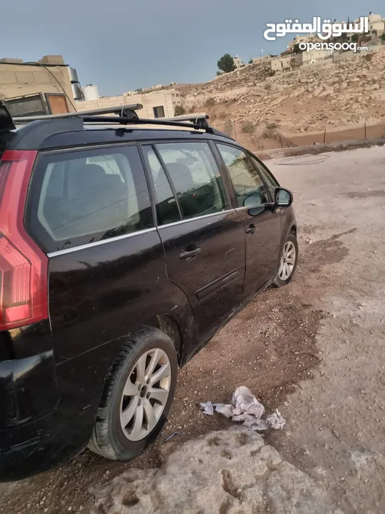 ستروين c4 6+1